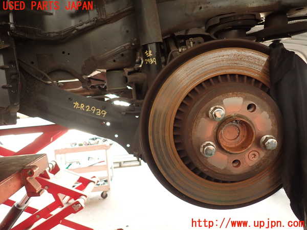 2UPJ-29394305]ボルボ・XC60(DB4204TXC)左リアナックルハブ 中古_m0001.jpg