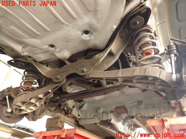 2UPJ-29395445]ボルボ・XC60(DB4204TXC)リアスタビライザー 中古_m0001.jpg