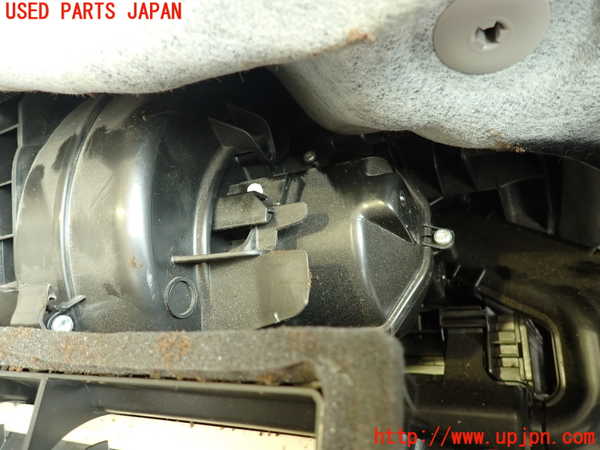 2UPJ-29396081]ボルボ・XC60(DB4204TXC)エバポレーター1 中古_m0003.jpg