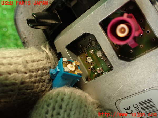 2UPJ-29396550]ボルボ・XC60(DB4204TXC)アンテナ (ジャンク品) 中古_m0004.jpg