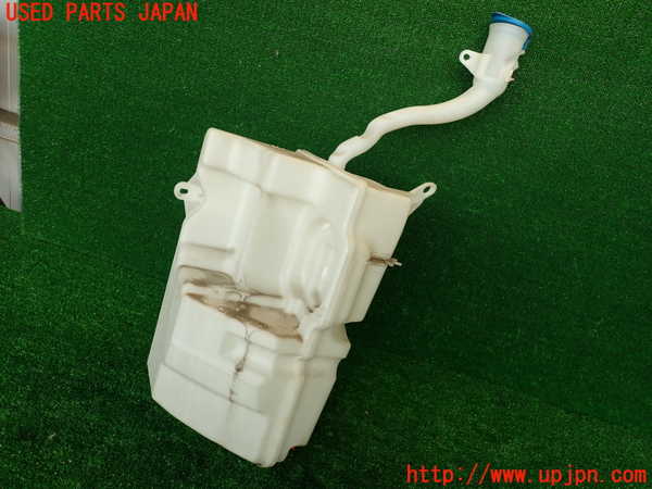 2UPJ-29396791]ボルボ・XC60(DB4204TXC)ウォッシャータンク1 中古_m0001.jpg