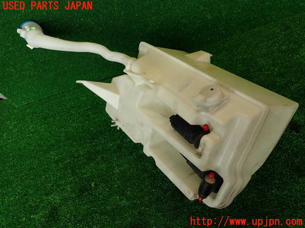 2UPJ-29396791]ボルボ・XC60(DB4204TXC)ウォッシャータンク1 中古_m0002.jpg