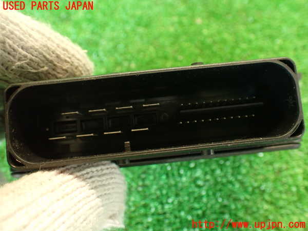 2UPJ-29396147]ボルボ・XC60(DB4204TXC)コンピューター2 (パーキングブレーキ) 中古_m0003.jpg
