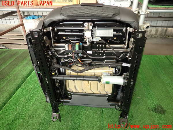 2UPJ-29397035]ボルボ・XC60(DB4204TXC)運転席シート 中古_m0005.jpg