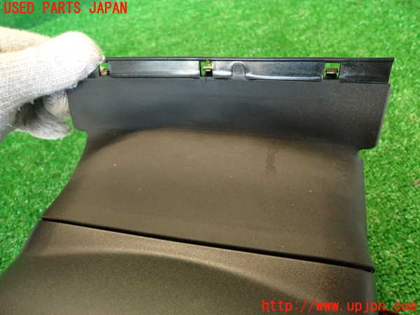 2UPJ-29397905]ボルボ・XC60(DB4204TXC)コラムカバー 中古_m0004.jpg