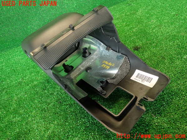 2UPJ-29397905]ボルボ・XC60(DB4204TXC)コラムカバー 中古_m0005.jpg