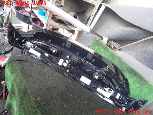 1UPJ-29401520]レクサス・RX450h(GYL10W)リアスポイラー 中古_m0003.jpg