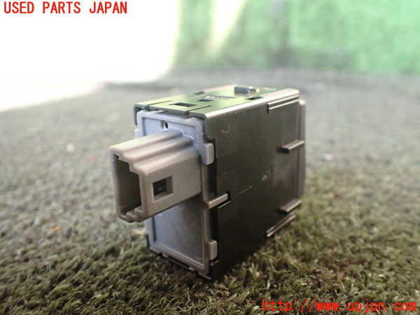 1UPJ-29406309]レクサス・RX450h(GYL10W)スイッチ4 (ヘッドランプウォッシャー) 中古_m0002.jpg