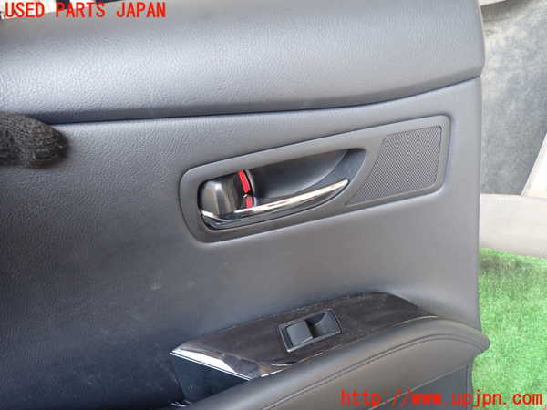 1UPJ-29401324]レクサス・RX450h(GYL10W)左後ドア内張り 中古_m0002.jpg