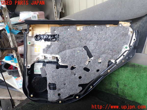 1UPJ-29401324]レクサス・RX450h(GYL10W)左後ドア内張り 中古_m0004.jpg