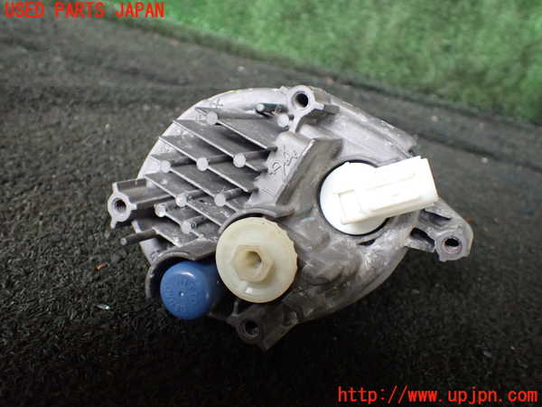 1UPJ-29421182]CX-8(KG2P)左フォグ 中古_m0003.jpg