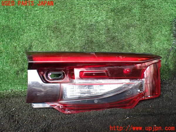 1UPJ-29421552]CX-8(KG2P)左リアフィニッシャー ジャンク部品取り_m0001.jpg