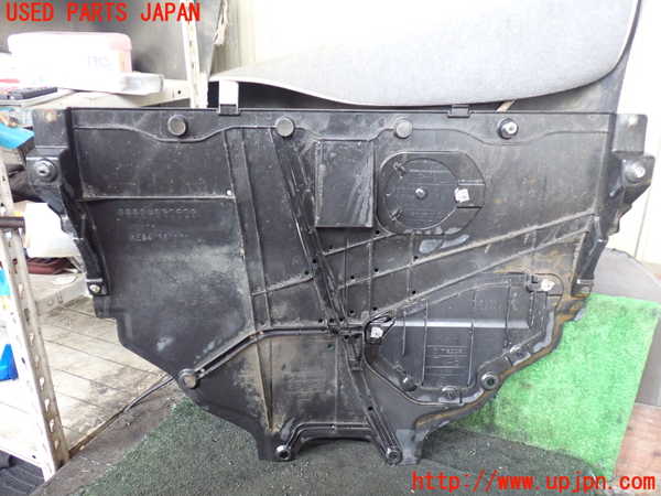 5UPJ-29422170]CX-8(KG2P)エンジンアンダーカバー 中古_m0002.jpg