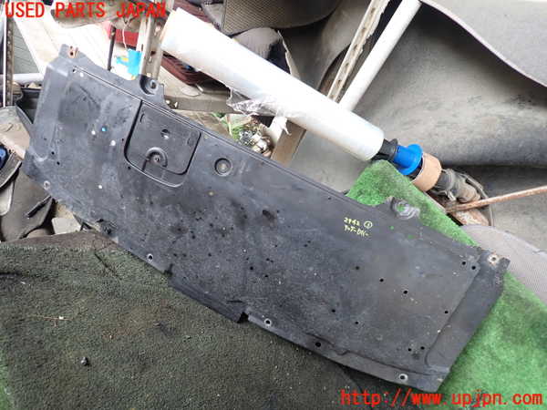 1UPJ-29421721]CX-8(KG2P)アンダーカバー1 中古_m0001.jpg