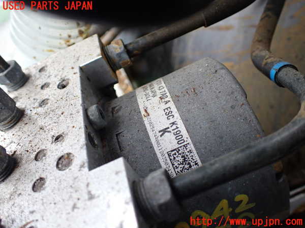 1UPJ-29424040]CX-8(KG2P)ABSアクチュエーター 中古_m0002.jpg