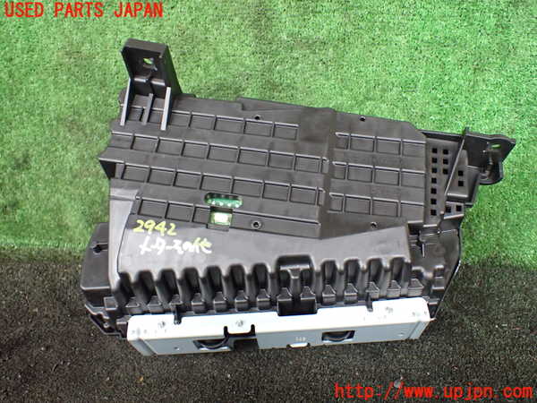 1UPJ-29426239]CX-8(KG2P)メーター・その他 中古_m0003.jpg