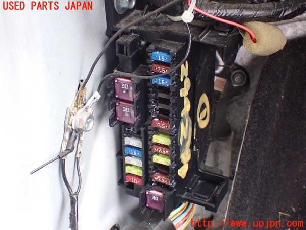 1UPJ-29426741]CX-8(KG2P)ヒューズボックス1 中古_m0001.jpg