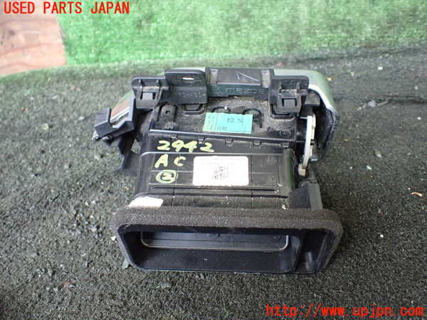 1UPJ-29427527]CX-8(KG2P)エアコン吹き出し口2 (左) ジャンク部品取り_m0004.jpg