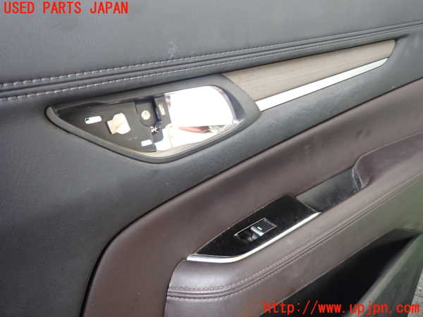 1UPJ-29421294]CX-8(KG2P)右後ドア内張り 中古_m0003.jpg