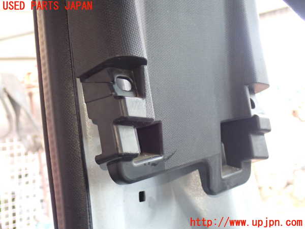 1UPJ-29427670]CX-8(KG2P)左センターピラートリム 中古_m0002.jpg