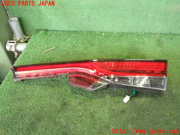 2UPJ-29431550]MIRAI(ミライ)(JPD20)右リアフィニッシャー 中古_m0001.jpg