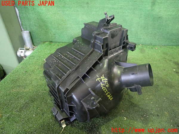 2UPJ-29432560]MIRAI(ミライ)(JPD20)エアクリーナーボックス 中古_m0002.jpg