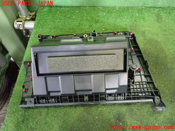 2UPJ-29437516]MIRAI(ミライ)(JPD20)グローブボックス1 中古_m0003.jpg