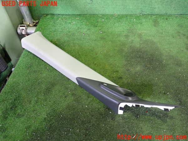 2UPJ-29437660]MIRAI(ミライ)(JPD20)左フロントピラートリム 中古_m0001.jpg