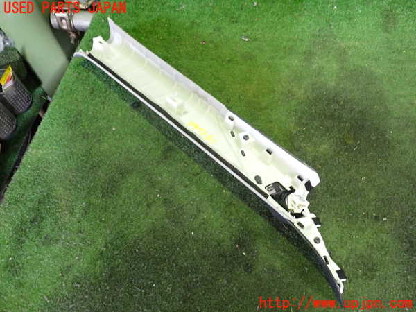 2UPJ-29437660]MIRAI(ミライ)(JPD20)左フロントピラートリム 中古_m0002.jpg