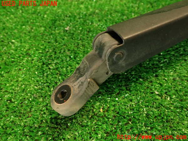 5UPJ-29441661]ハイエースワゴン100系(KZH106W)リアワイパーアーム1 中古_m0003.jpg