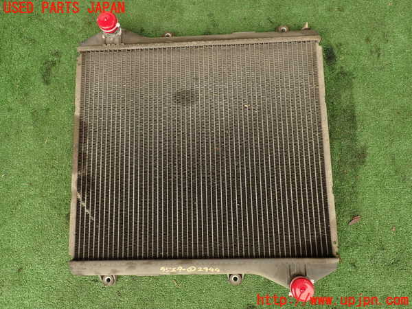 2UPJ-29442322]ハイエースワゴン100系(KZH106W)ラジエーター2 中古_m0001.jpg