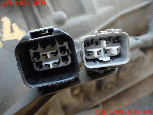 2UPJ-29443010]ハイエースワゴン100系(KZH106W)ミッション AT 1KZ-TE 4WD 中古_m0004.jpg