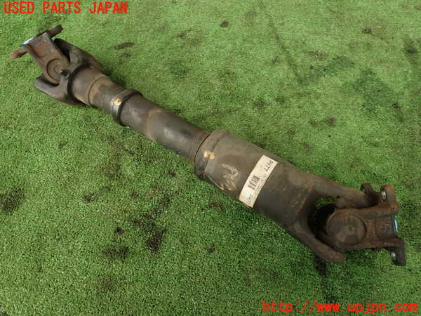 2UPJ-29443410]ハイエースワゴン100系(KZH106W)リアプロペラシャフト 中古_m0002.jpg