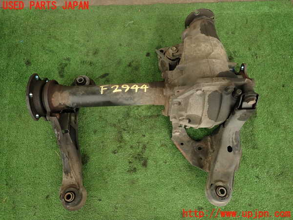 2UPJ-29444350]ハイエースワゴン100系(KZH106W)フロントデフ 中古_m0001.jpg