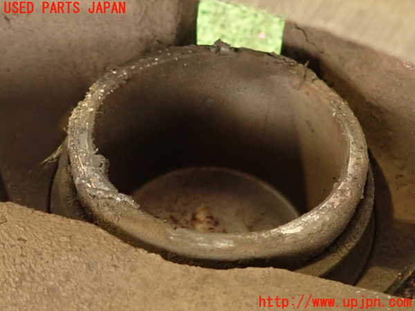 2UPJ-29444080]ハイエースワゴン100系(KZH106W)右フロントキャリパー 中古_m0004.jpg