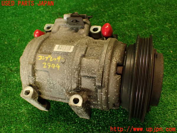 5UPJ-29446025]ハイエースワゴン100系(KZH106W)エアコンコンプレッサー 中古_m0001.jpg
