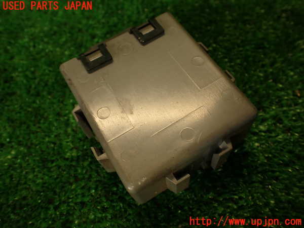 5UPJ-29446149]ハイエースワゴン100系(KZH106W)コンピューター4 (85918-26200) 中古_m0002.jpg