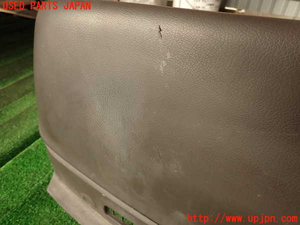 2UPJ-29447505]ハイエースワゴン100系(KZH106W)ダッシュボード 中古_m0003.jpg