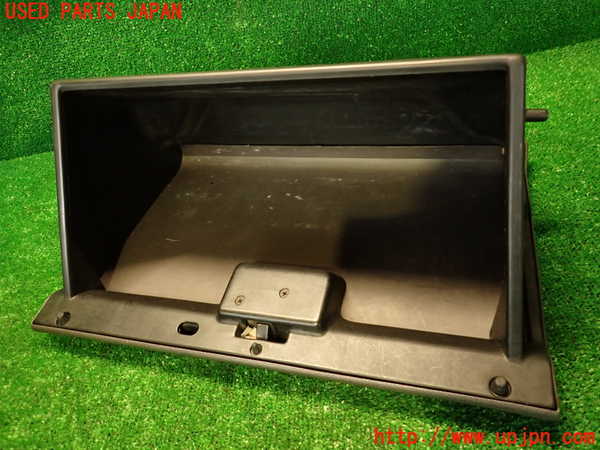 2UPJ-29447516]ハイエースワゴン100系(KZH106W)グローブボックス1 中古_m0003.jpg