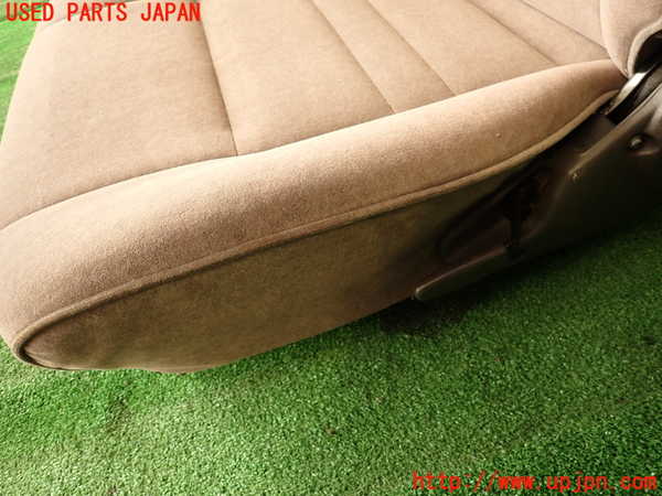 2UPJ-29447065]ハイエースワゴン100系(KZH106W)助手席シート 中古_m0004.jpg