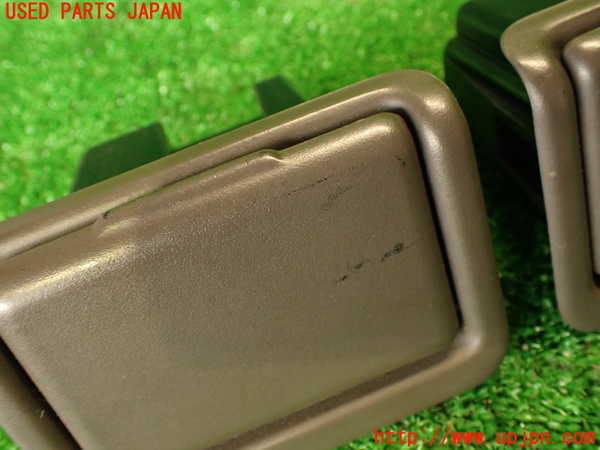 2UPJ-29447822]ハイエースワゴン100系(KZH106W)灰皿2 中古_m0002.jpg