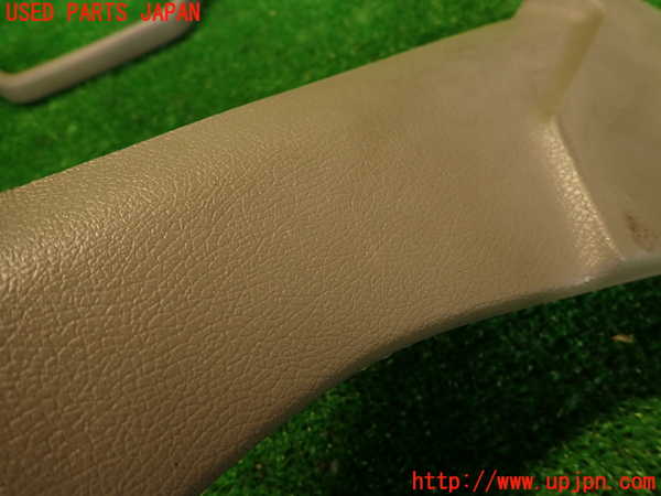 2UPJ-29447660]ハイエースワゴン100系(KZH106W)左フロントピラートリム 中古_m0003.jpg