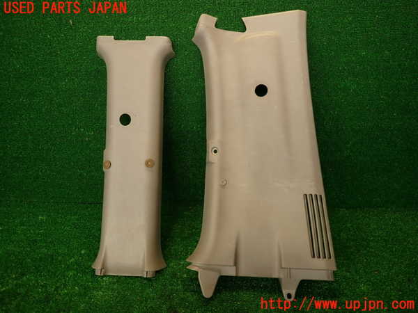 2UPJ-29447675]ハイエースワゴン100系(KZH106W)右リアピラートリム 中古_m0001.jpg