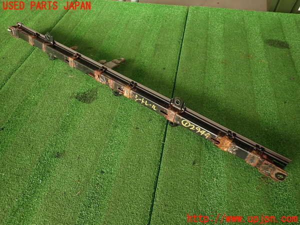 2UPJ-29447496]ハイエースワゴン100系(KZH106W)シートレール①1 ジャンク品 中古_m0003.jpg