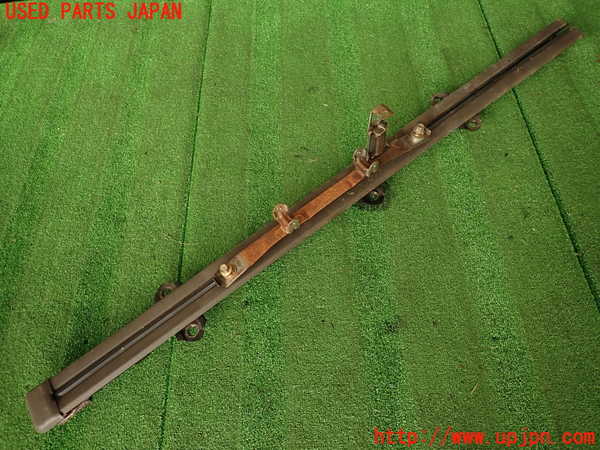 2UPJ-29447497]ハイエースワゴン100系(KZH106W)シートレール②2 中古_m0001.jpg