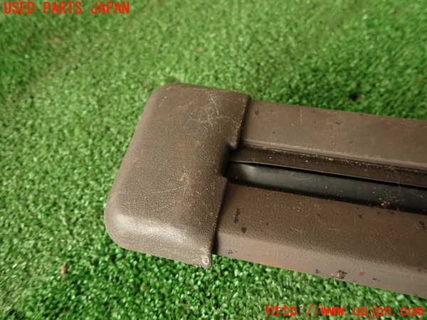 2UPJ-29447497]ハイエースワゴン100系(KZH106W)シートレール②2 中古_m0002.jpg