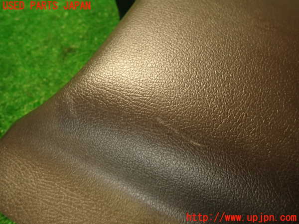 2UPJ-29447691]ハイエースワゴン100系(KZH106W)内装トリム類1 中古_m0003.jpg