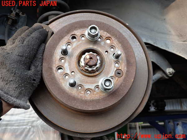 2UPJ-29454300]ソアラ(JZZ31)右リアナックルハブ 中古_m0001.jpg