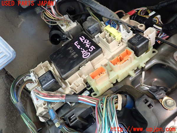 2UPJ-29456741]ソアラ(JZZ31)ヒューズボックス1 中古_m0001.jpg
