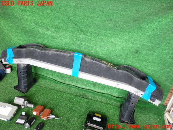 2UPJ-29461014]レクサス・IS F(USE20)フロントバンパーホースメント 中古_m0001.jpg